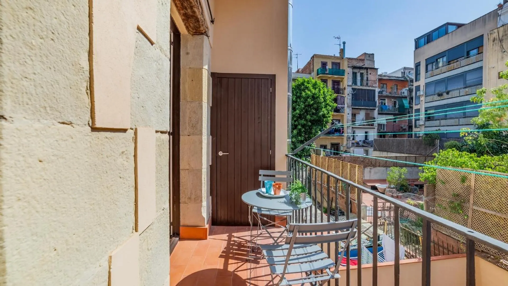 Sant Pau Ramblas Apartments Serennia Barselona
